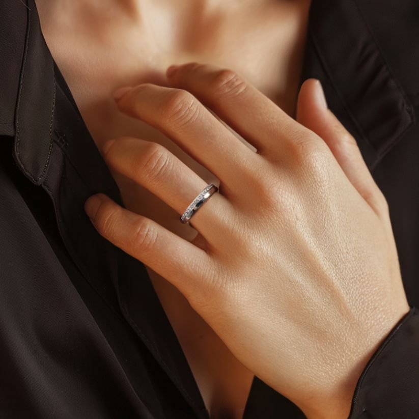 Moeraki Wedding Ring with Created Diamonds