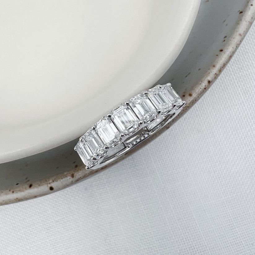 Moeraki Wedding Ring with Created Diamonds