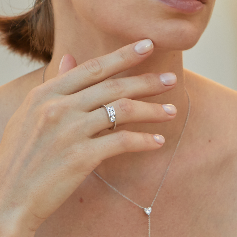 Moeraki Wedding Ring with Created Diamonds