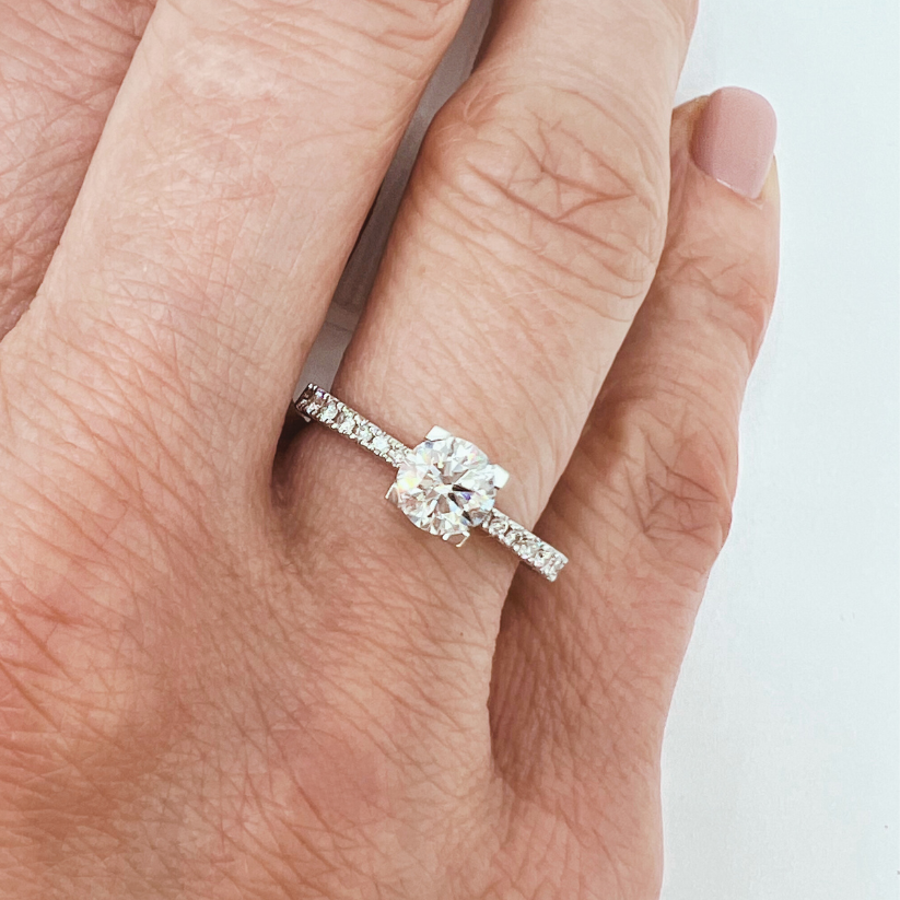 Adamas Engagement Ring with Created Diamonds
