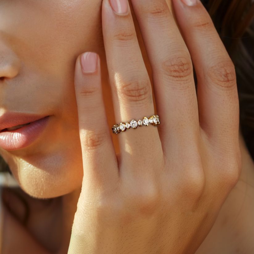 Moeraki Wedding Ring with Created Diamonds