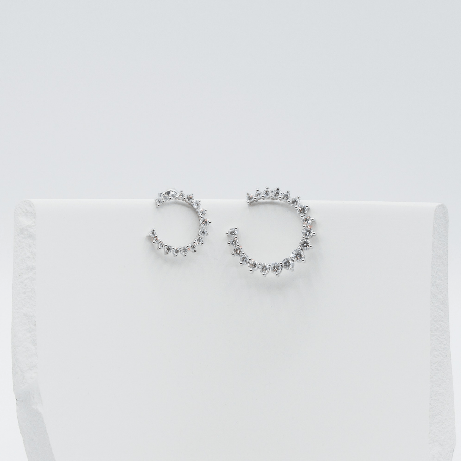 Boucles d'oreilles créoles Aurora avec diamants créés